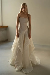 Chic Beige Pleated Strapless Contrast Color Stitching Prom Dress