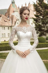 Elegant Long Sleeve A-line Lace wedding dress