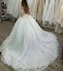Elegant Off-the-shoulder Tulle Ball Gown Wedding Dresses With Appliques Lace Court Train