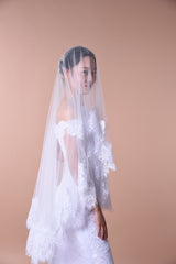 Lace Edge One Layer Wedding Veil