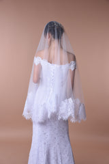 Lace Edge One Layer Wedding Veil