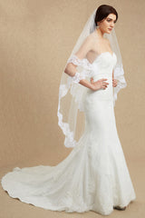 Lace Edge One Tier Tulle Long Wedding Veil with Blusher