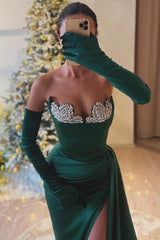 Chic Green Slit Strapless Long Mermaid Prom Dress with Long Gloves