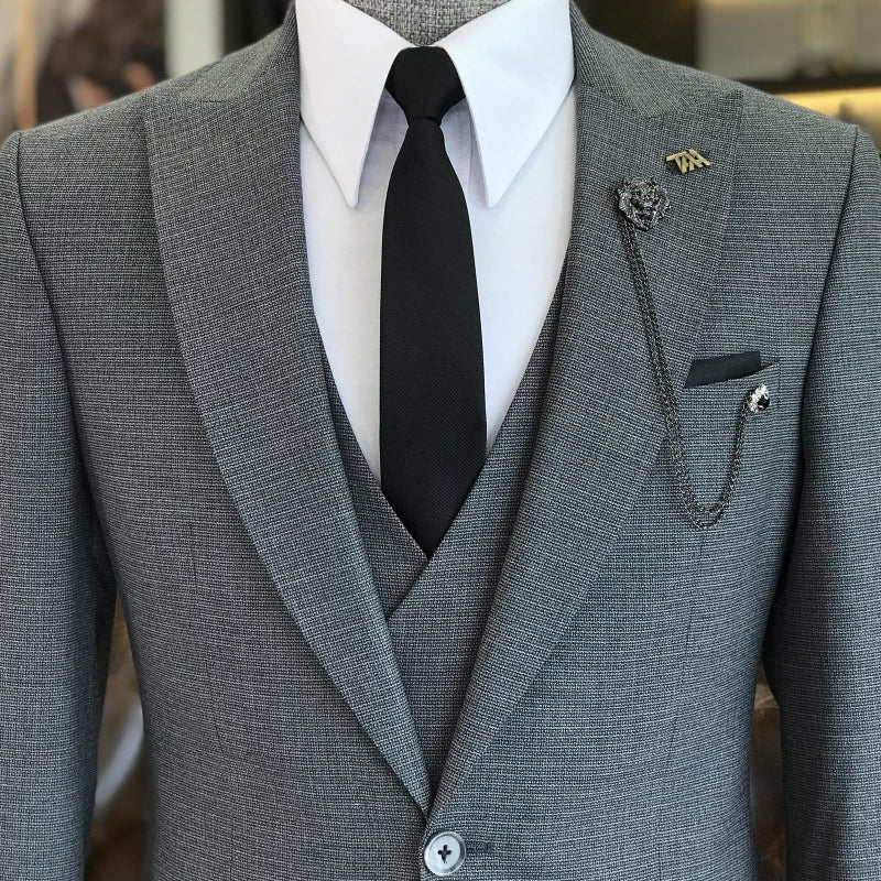 Alvin Classic Gray Peaked Lapel Three Pieces Business Men Suits