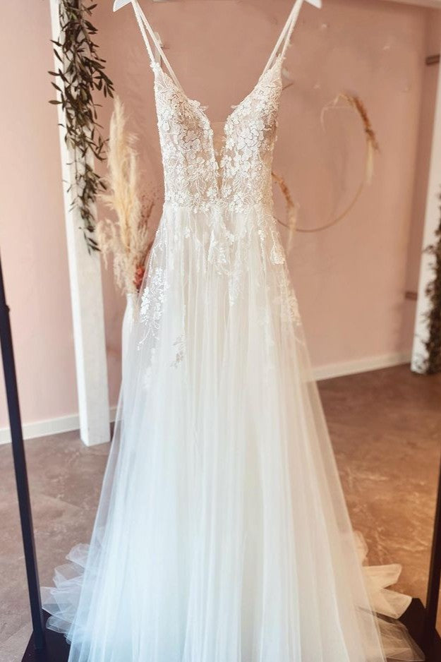 Beautiful Long A-Line Tulle Backless Wedding Dress with Lace Appliques