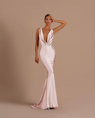 Black Deep V Neck Mermaid Long Pleated Prom Dress