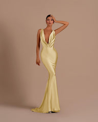 Black Deep V Neck Mermaid Long Pleated Prom Dress