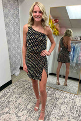 Black One Shoulder Short Homecoming Dress with Sequins