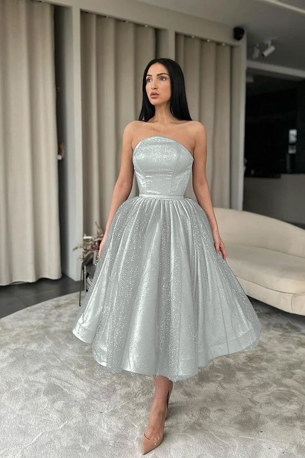 Elegant Strapless Black Tulle Tea Length A-Line Prom Dress