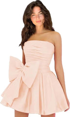 Chic A-line Sleeveless Strapless Ruched Lace Up Short Homecoming Dresses with Bow