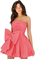 Chic A-line Sleeveless Strapless Ruched Lace Up Short Homecoming Dresses with Bow