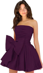 Chic A-line Sleeveless Strapless Ruched Lace Up Short Homecoming Dresses with Bow
