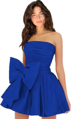 Chic A-line Sleeveless Strapless Ruched Lace Up Short Homecoming Dresses with Bow