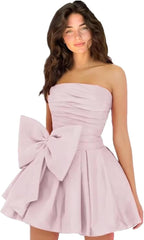 Chic A-line Sleeveless Strapless Ruched Lace Up Short Homecoming Dresses with Bow