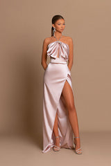 Chic Pink Sleeveless Evening Dress with Strapless Design and Side Slit Pleats