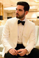 Chic White Shawl Lapel Men¡¯s Wedding Suit with One Button