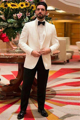 Chic White Shawl Lapel Men¡¯s Wedding Suit with One Button