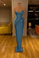 Chic Strapless Deep V-Neck Mermaid Long Prom Dress with Pleated Details