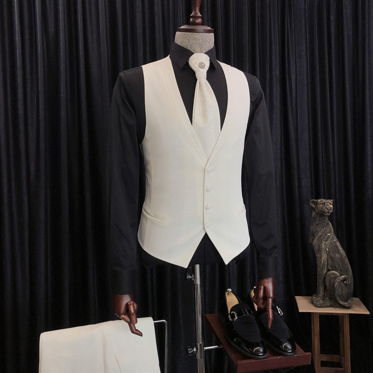 Christian White Jacquard Three-Piece Wedding Suit with Unique Lapel