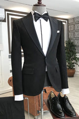 Classic Best-Fit Black Peaked Lapel Wedding Blazer for Groom