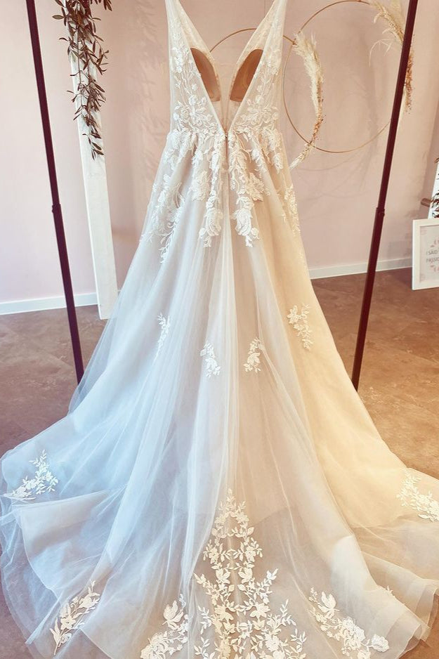 Deep V-Neck A-Line Floor-Length Tulle Wedding Dress with Floral Lace