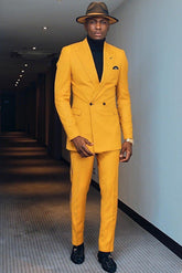 Double-Breasted Yellow Bespoke Business Suit with Peaked Lapel