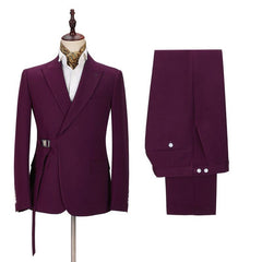 Elegant Best-Fit Two-Piece Wedding Suit with Peaked Lapel for Groom 2024