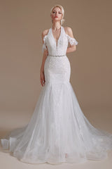 Elegant Long Mermaid Halter Tulle Floor-Length Wedding Dress with Lace Appliques