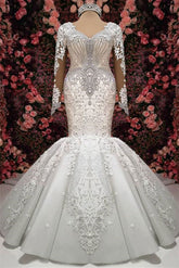 Elegant Sweetheart Long Sleeve Lace Mermaid Wedding Dress with Beading