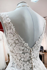 Eye-catching Long A-line Wedding Dresses With White Ruffles Tulle Lace