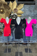 Simple Black V-Neck Tight Short Homecoming Dress with Short Sleeves