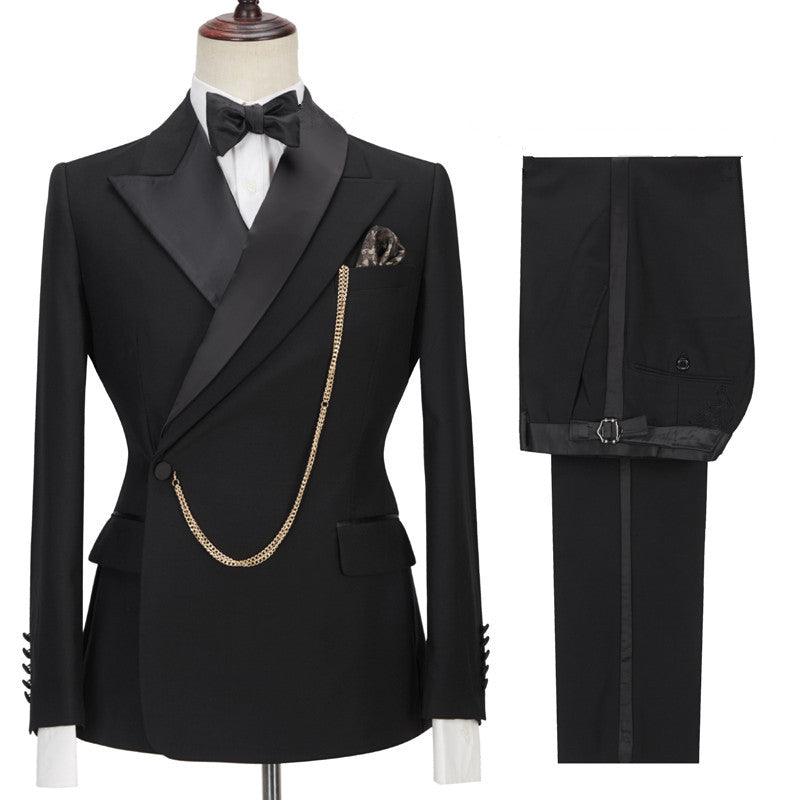 Fashionable Black Groom¡¯s Suit with Peaked Lapel for Weddings