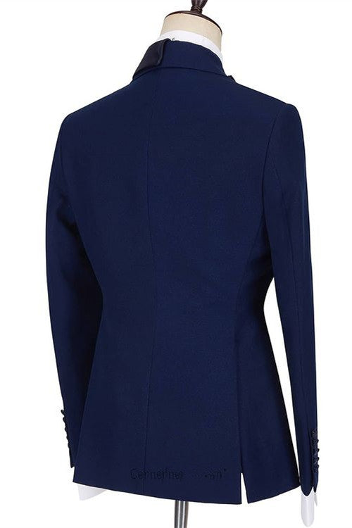 Fashionable Dark Navy Formal Dinner Suit with Peaked Lapel