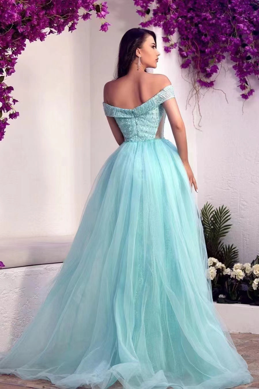 Glamorous Off-the-Shoulder Sweetheart Tulle Prom Dress with Overskirt