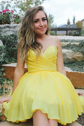 Glitter Sweetheart Pleated Yellow Chiffon Homecoming Dress