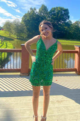 Gorgeous Green Sequin Appliques Tight Homecoming Dress