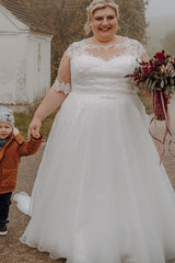 Babyonlines Half Sleeves Sweetheart Plus Size Wedding Dresses with Lace Applique