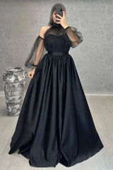 Halter Long Sleeve Sweetheart Long Pleated Prom Dress