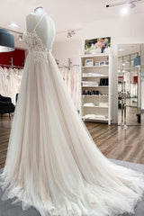 Halter Sleeveless A-Line Wedding Dress with Open Back, Lace, and Tulle