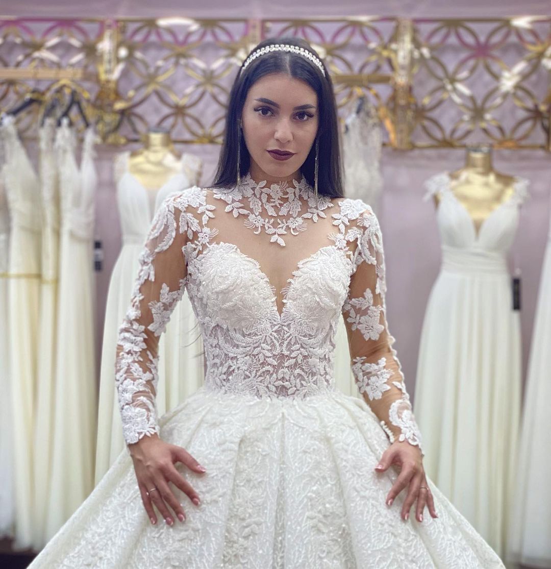 High Neck Jewel Long Sleeve Wedding Dress with Lace Appliques