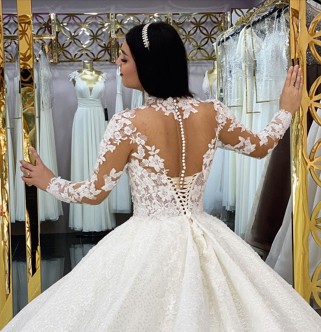 High Neck Jewel Long Sleeve Wedding Dress with Lace Appliques
