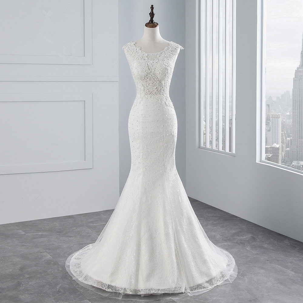 Jewel Neck Sleeveless Long Mermaid Wedding Dress with Tulle Lace Appliques