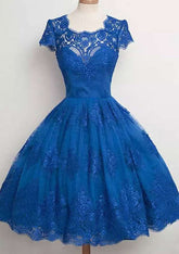 Lace Bateau Knee-Length Homecoming Dress With Pleated Ball Gown - Babyonlines
