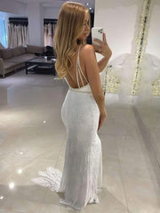 Lace Sheath/Column V-neck Wedding Dress with Beading and Sweep Train