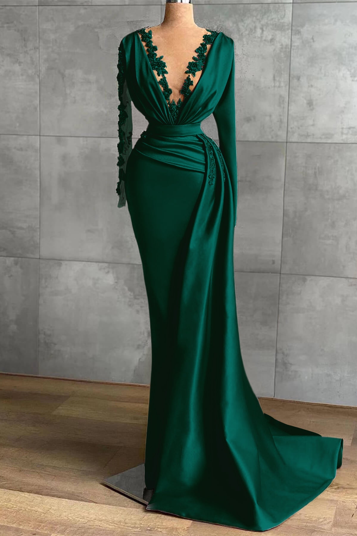 V-Neck Long Sleeve Mermaid Long Prom Dress with Ruffles and Appliques