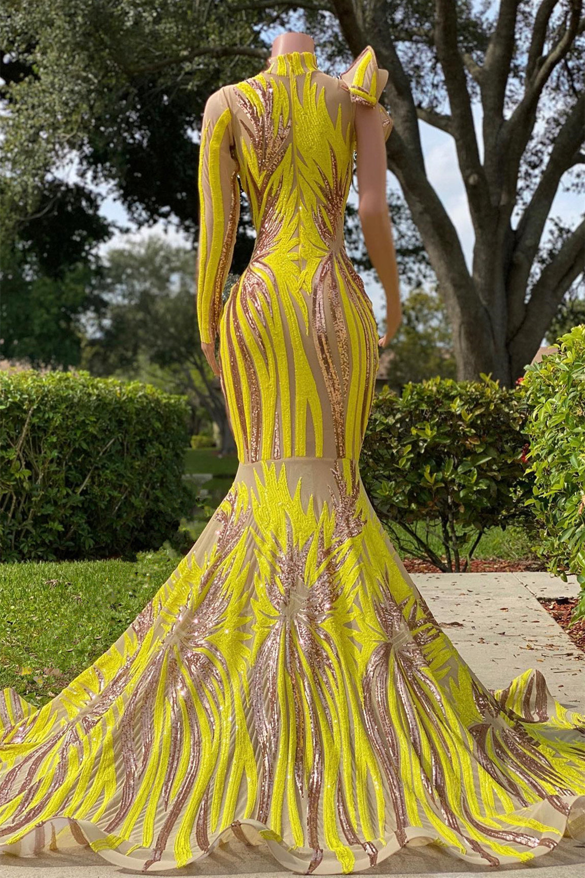 Light Yellow One-Shoulder Halter Mermaid Prom Dress