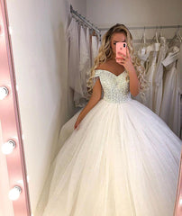 Long Princess Off-the-Shoulder Wedding Dress with Tulle