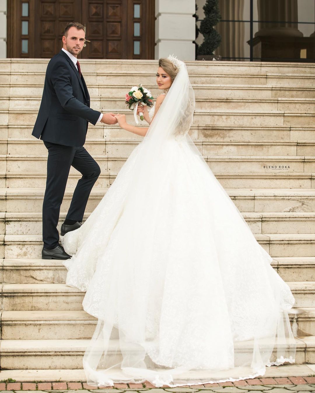 Long Princess V-Neck Wedding Dress with Tulle Lace
