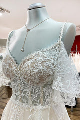Long Sleeve A-Line Sweetheart Wedding Dress with Tulle Lace Appliques
