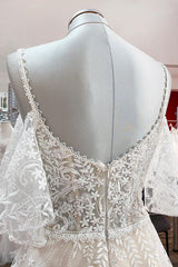 Long Sleeve A-Line Sweetheart Wedding Dress with Tulle Lace Appliques